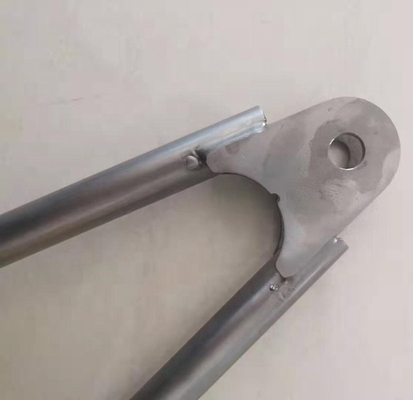 Objetivo Reemplazar/Reparar 13-5/8' 1 Hole Tab Titanio Sprint Car Part con diseño universal y 0,065' de espesor de pared