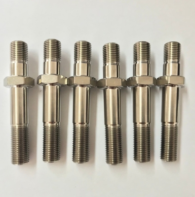 Año Universal N/M Titanio Sprintcar Una tuerca Radius Rod Bolt Kit para Profesionales del Deporte Automovilístico Natural Universal