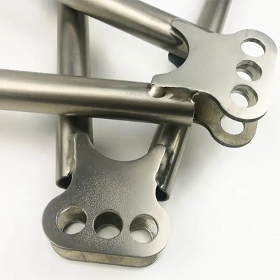 Escalera Jacobs hecha a medida Titanio natural 13 5/8 en largo 3 agujeros 1 agujero para Universal Car Fitment Sprint Car Racing