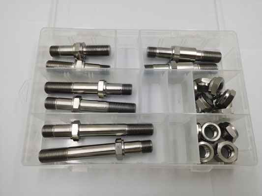 Universal Fitment Eagle's TITANIUM ONE NUT OR Q/C R/R S/P PLUS BOLT KIT La adición perfecta a su chasis de coche de Sprint