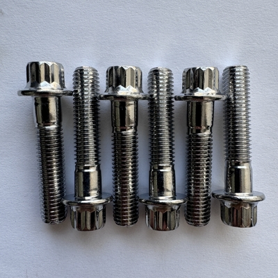 Rendimiento M8 x1.25 x 32MM Titanio para coches de carreras Negro/verde/finish natural personalizado