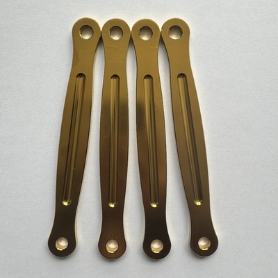 Cinturón de escalera de plata y titanio de 5 pulgadas y 7 pulgadas, hecho a medida para la optimización del rendimiento en carreras de autos.