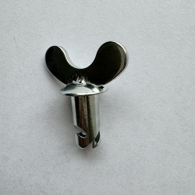 7/16&quot; x.500&quot; Universal año Dzus Domo Botones de cabeza de mariposa con mango Plata 7/16&quot; x.500&quot; Acceptado
