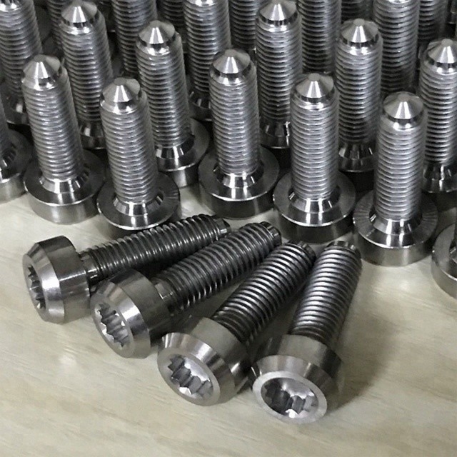 6AL-4V aleación de titanio M7 * 1.0 tornillos de borde dividido para BBS acabado natural 24.5mm listo para el envío